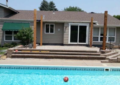 custom-backyard-paved-patio-deck-with-stairs-002