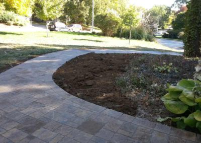 paved-stone-front-entry-landscaping-008
