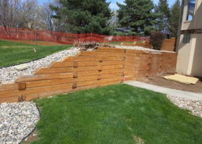 stone-retaining-wall-patio-before-006