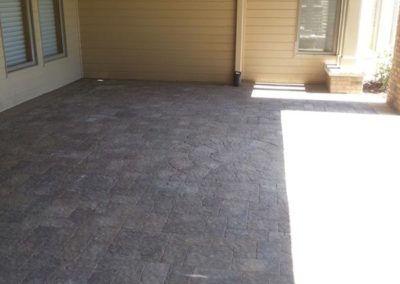 Custom Inlay paved patio
